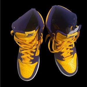 Nike Dunk High Lakers! Best offer approved!  Add a bit of royalty to your style